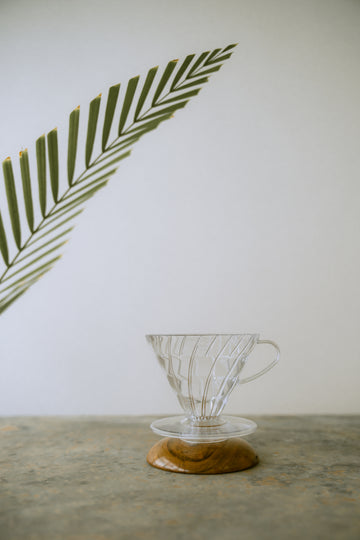 Hario V-60 Pourover ( with filter papers )